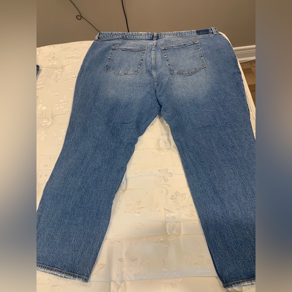 Abercrombie Curve Love High Rise Dad Jeans - Picture 2 of 5